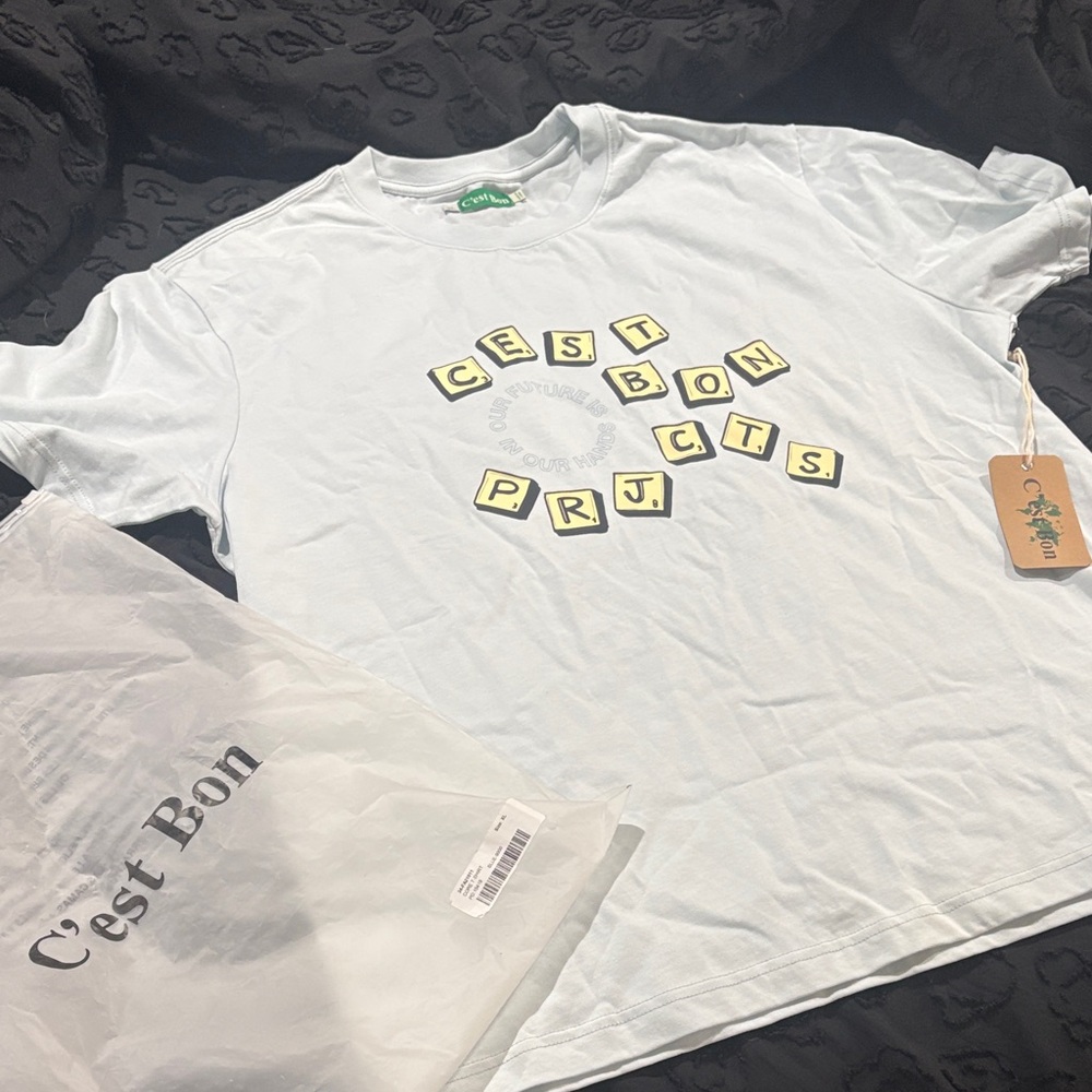 C'est Bon Graphic T-Shirt